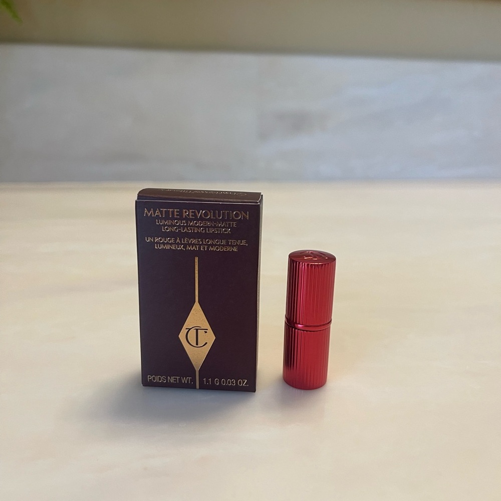 Charlotte Tilbury Matte Revolution Lipstick Hollywood Vixen MINI Travel Size